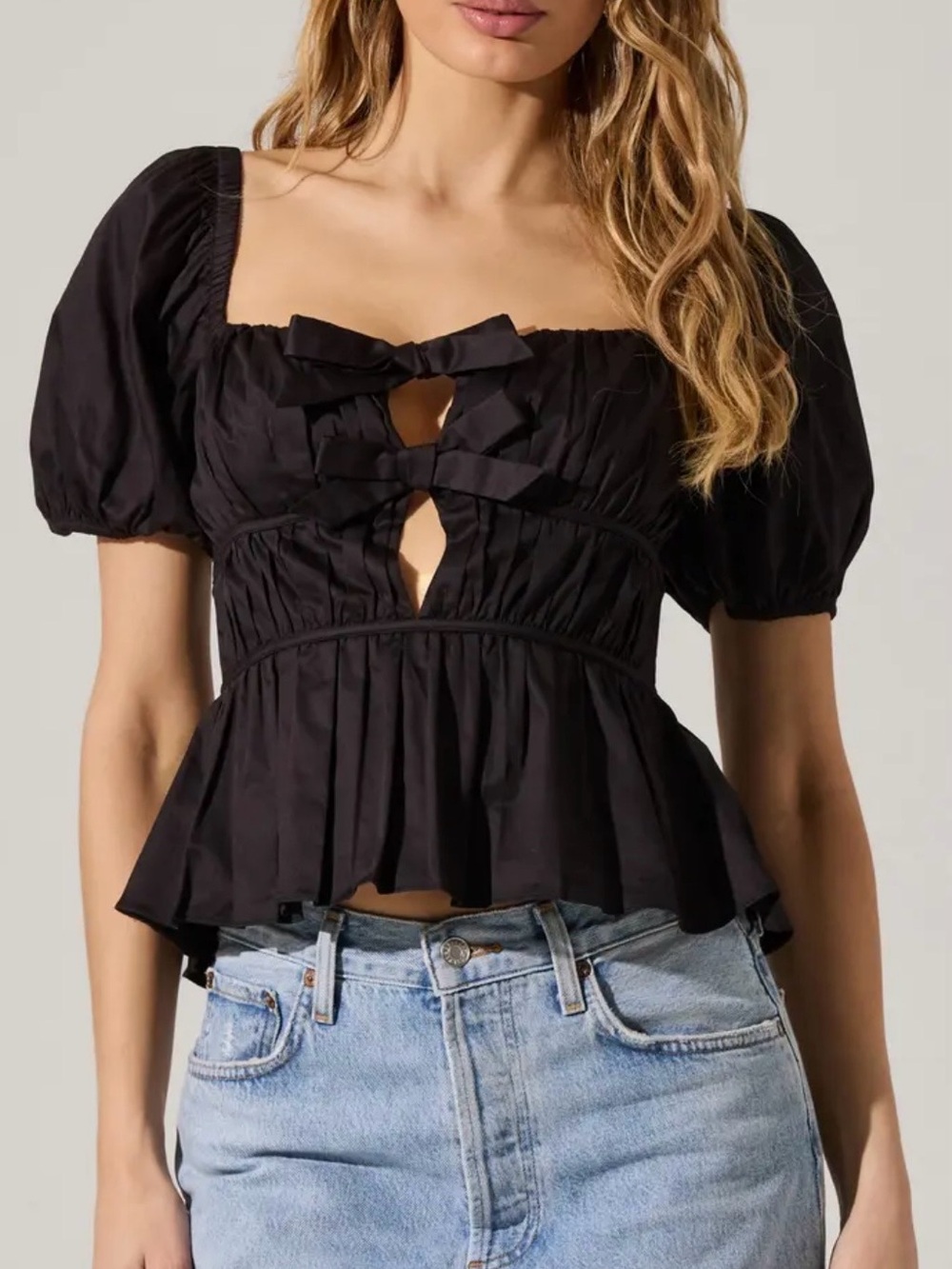 Astr Black Puff-Sleeve Tie-Front Peplum Blouse
